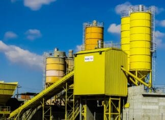 Hydraulika siłowa w technologiach wojskowych: Pojazdy i broń